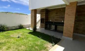 Imagem 7: Casa de Alto Padrão com 5 Suítes, Área de Lazer Completa e Vista para as Montanhas