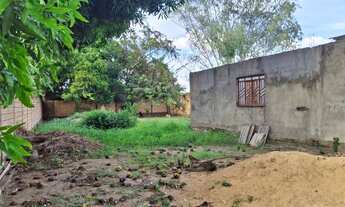 Imagem 2: Terreno medindo 18x40 toda murado com poço artesiano