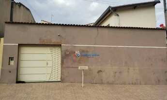 Imagem: Casa com 3 quartos para alugar - Jardim