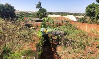 Imagem: Terreno à venda, 1000 m² por R$ 330.000,00