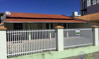 Imagem 2: Excelente Casa à venda, Oportunidade para investidores, Divididas em 3 quitinetes, Bairro