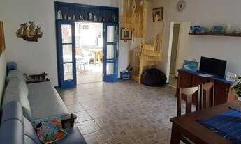 Imagem 7: 2 Quadras da Praia do Peró