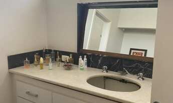 Imagem 7: CASA COM PISCINA NO BROKLIN VELHO