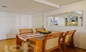 Imagem 7: Flat com 38m², living para 2 ambientes, cozinha americana, 1 dormitório, 1 vaga, 1 banheir