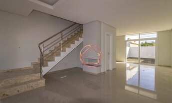 Imagem: Casa / 3 Dormitórios / 1 Suíte / 2 Vagas