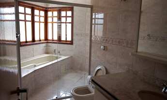 Imagem 3: Magnifico sobrado no Entre Serras com piscina