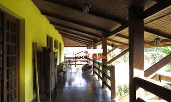 Imagem 5: Casa térrea com 3 quartos e 1.000 m2 de terreno no coração da Granja Viana