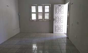 Imagem 4: Casa para venda tem 100 metros quadrados com 2 quartos em Jardim Guanabara - Fortaleza - C