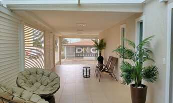 Imagem 4: CASA, SOBRADO, DE ESQUINA, 4 QUARTOS, 2 SUÍTES, REFORMADA, PORCELANATO, MODERNA, HIDROMASS