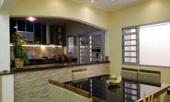 Imagem 7: Casa - Bosque dos Ypês - 3 Dormitórios - 204m²