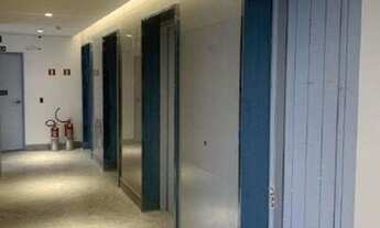 Imagem 3: Sala Comercial com 460m² de área útil, 4 vagas mais garagem rotativa, 6 banheiros