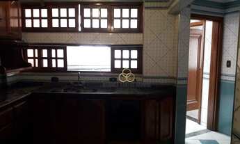 Imagem 5: R- Um ótimo apartamento à venda por R$ 800.000 - Gonzaga - Santos/SP