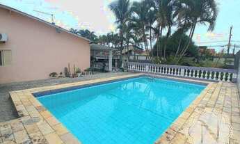 Imagem 2: Casa com piscina à venda no Campos Elíseos - Itanhaém SP