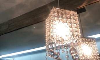 Imagem 3: Apartamento mobiliado, de 87m2, com 3/4 sendo 1 suíte, sacada, 2vgs - AP0300