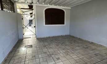 Imagem: Casa com 2 dormitórios à venda, 60 m²