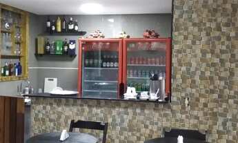Imagem 2: Restaurante movimentado