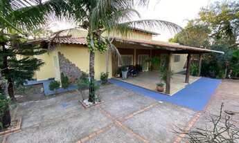 Imagem: Casa com 4 quartos - Bairro Setor Solon