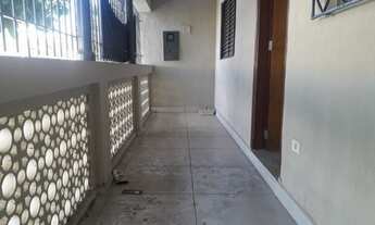 Imagem: Casa com 2 dormitórios à venda, 77 m²