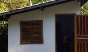 Imagem 4: Sítio na região de Itaipava. Muita água, muito verde. Preço de conjugado