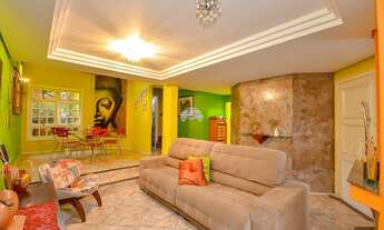 Imagem 2: Casa a Venda com 04 Quartos no bairro Boa Vista em Curitiba-PR