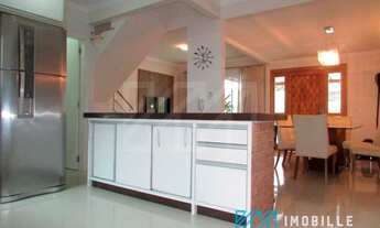 Imagem 5: Casa tipo sobrado em Balneário Camboriú