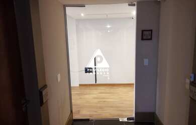 Imagem 5: Oportunidade de Sala Comercial mobiliada e pronta pra uso com vista para o mar