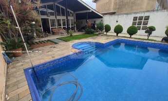 Imagem 3: Casa para Venda em Guarujá, Enseada, 5 dormitórios, 2 suítes, 4 banheiros, 4 vagas