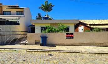 Imagem 1: Casa á venda em Bombinhas/SC