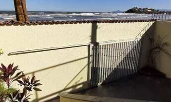 Imagem 7: Casa em frente à praia