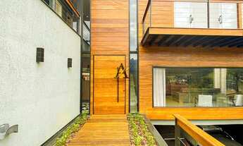 Imagem 5: Casa Alto Padrão com vista para as montanhas