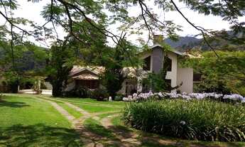 Imagem 1: Linda casa à venda com vista para Pedra do Baú!!