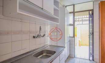 Imagem 5: Casa / 4 Dormitórios / 1 Suíte / 1 Vaga / Jardim Itú Sabará / Porto Alegre