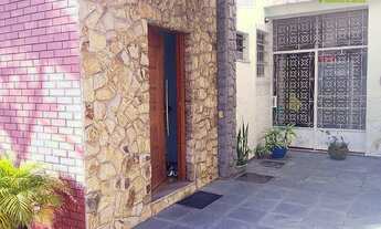 Imagem 5: Casa com 5 dormitórios à venda, 214 m² por R$ 1.200.000,00 - Centro - Niterói/RJ