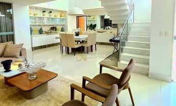 Imagem 3: Lindíssima e imponente casa em condomínio fechado no bairro de Lagoa Nova. Um sonho de mor