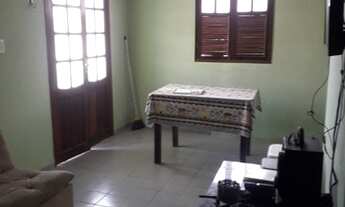 Imagem 3: Casa com 3 qts sendo 1 suíte, 1 vaga de garagem coberta, próximo da avenida, por R$ 142.00