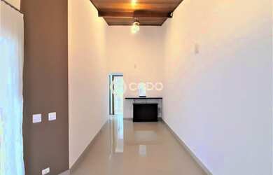 Imagem 4: EXCELENTE CASA, BAIRRO NOVA AMÉRICA PIRACICABA/SP, SÃO 02 DORMITÓRIOS COM VARANDA E PORTA