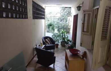 Imagem 3: Casa bem localizada no São Francisco, ideal para residir ou implantação de negócio, como e