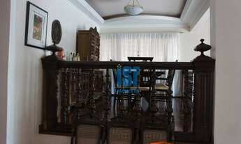 Imagem 6: Sobrado com 3 dormitórios, sendo 3 suites e 3 vagas de garagem à venda, 356 m² por R$ 1.32