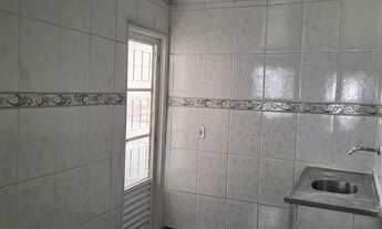 Imagem 4: Aluga-se casa de fundos na QNL