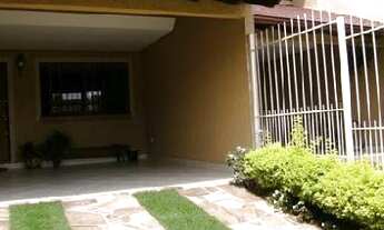 Imagem 4: Porto Alegre - Casa Padrão - Ipanema