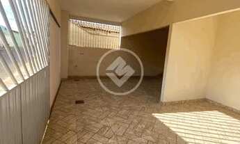 Imagem 6: UM SOBRADO, DUAS CASAS E DUAS QUITINETES * codigo: 31052