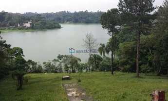 Imagem: Área de 25.000 m² a Beira da Represa