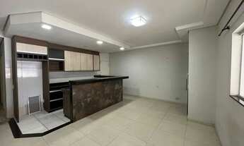 Imagem 5: Casa com 03 dor com suíte com sacada, ar condicionado, salão de 15m2, churrasqueira excele