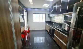 Imagem 3: Excelente casa triplex, toda mobiliada, no condomínio Blue Houses