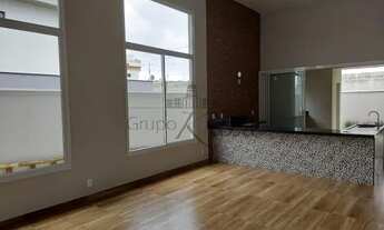 Imagem 5: Casa / Condomínio - Bairro Floresta - Locação e Venda - Residencial