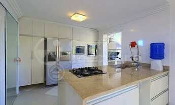 Imagem 7: CASA à venda com piscina e 3 quartos em Peruíbe, no bairro Estancia Balnearia Maria Helena