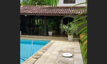 Imagem 2: Casa de condomínio para aluguel tem 465 metros quadrados com 6 quartos