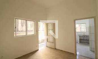 Imagem 2: Casa para Aluguel - Água Fria, 3 Quartos, 65 m2