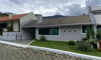 Imagem 2: Casa com 3 Quartos e espaço gouurmet em condomínio para locação no Cônego, Nova Friburgo