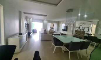 Imagem 2: Excelente casa triplex, toda mobiliada, no condomínio Blue Houses